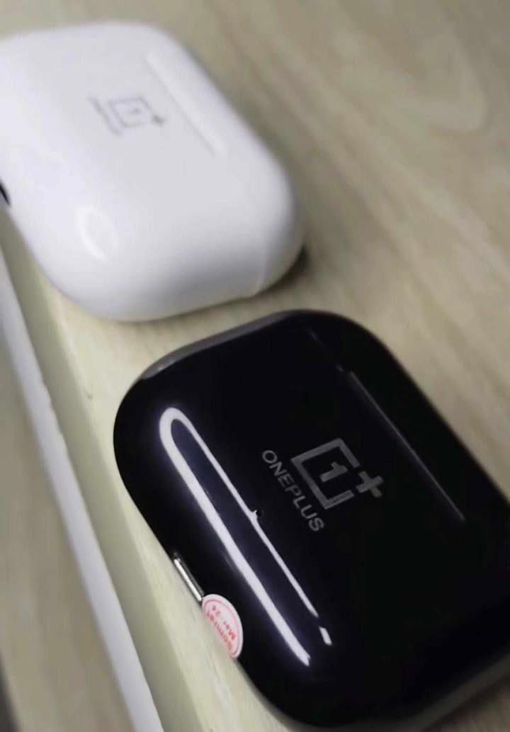 One Plus Airpods Pro | White | Free Cover - Image 8