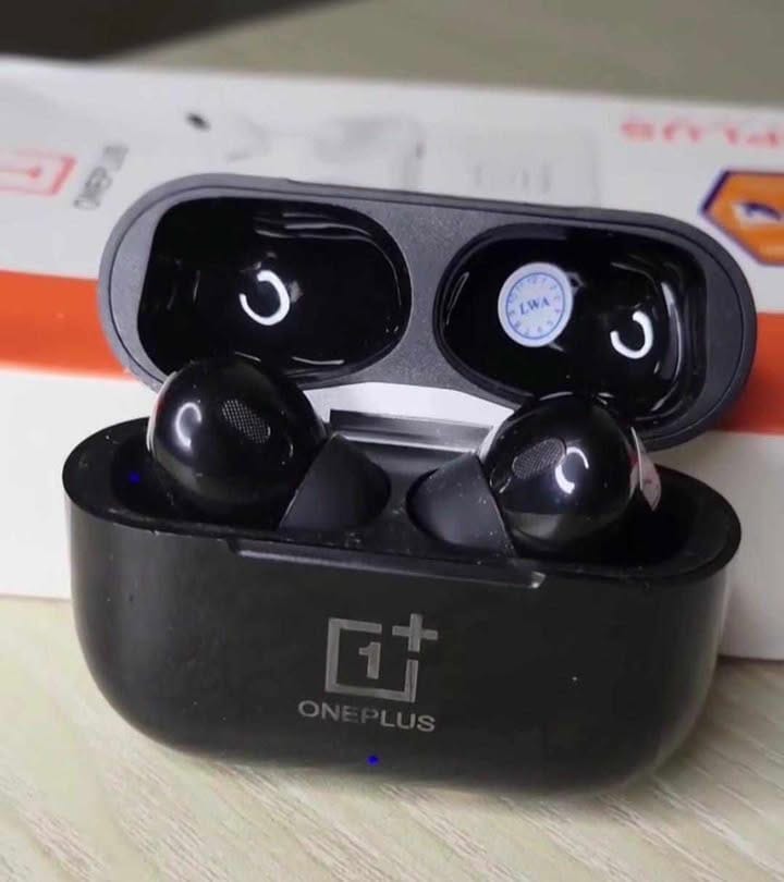 One Plus Airpods Pro | White | Free Cover - Image 6